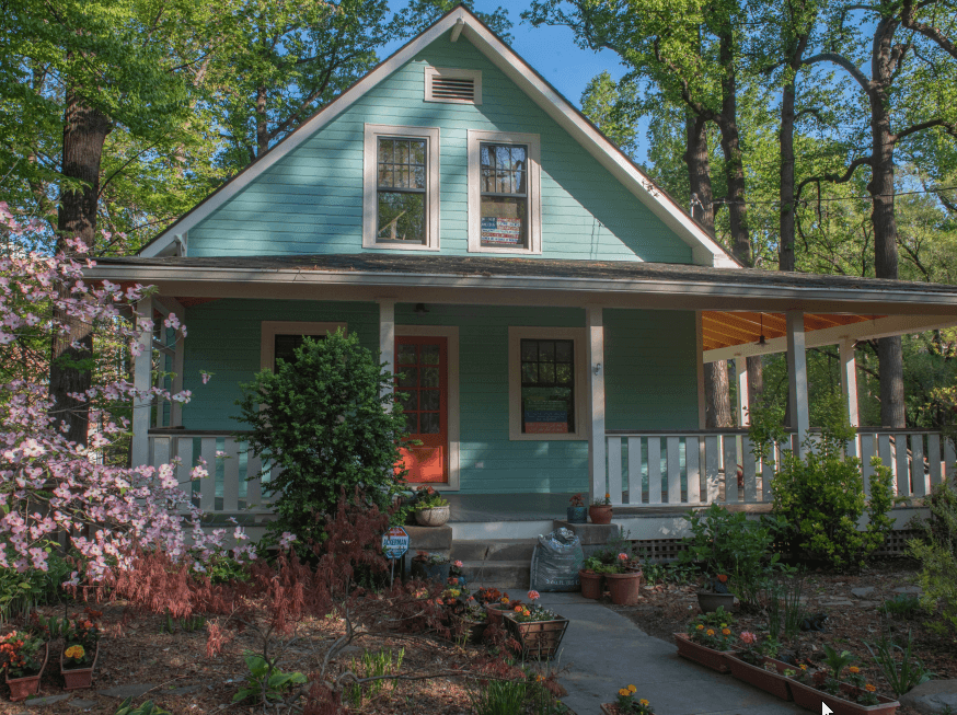 Exterior Paint Company in Bethesda painted this house in Montgomery County