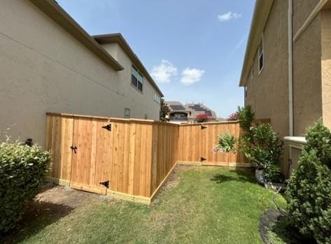 Cinco Ranch House Painting also includes handyman work like this fence replacement