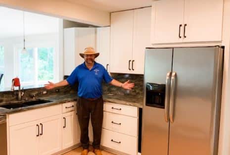Jon anderson completes his kitchen cabinet painting inspection in Loudoun County