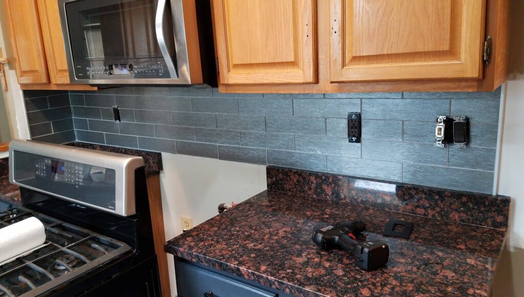 Handyman for a day can install a backsplash